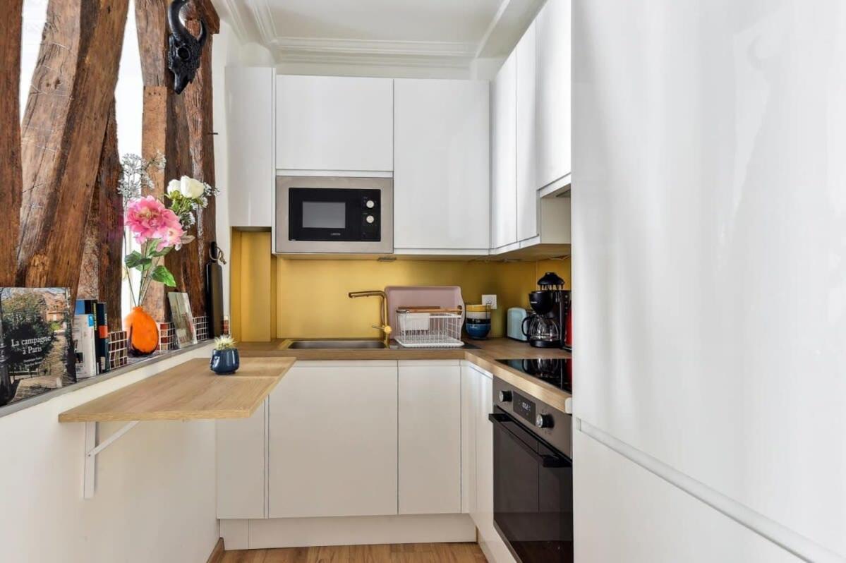 Montmartre & Abbesses - 2br - Cityapartmentstay Appartamento Parigi